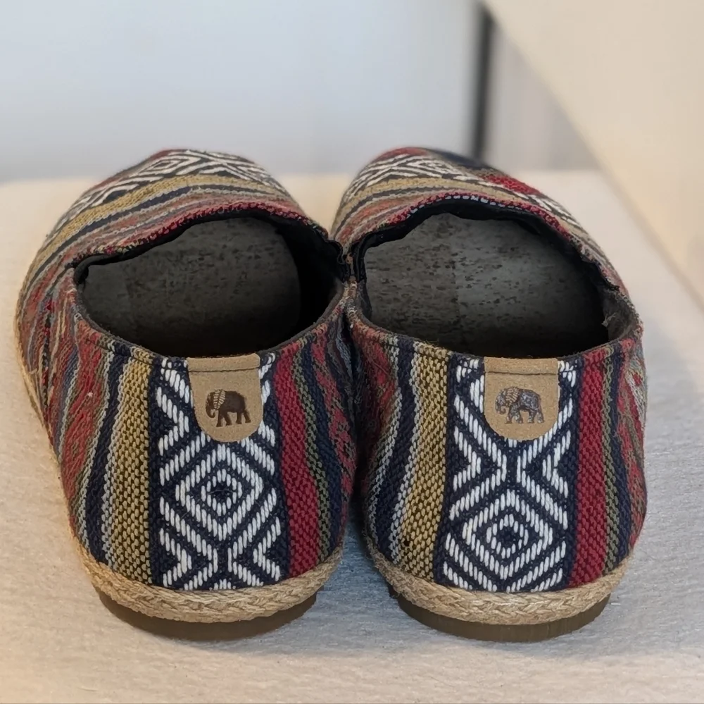 Patra patara woven